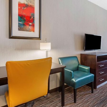 Best Western Plus Gallup Inn & Suites מראה חיצוני תמונה