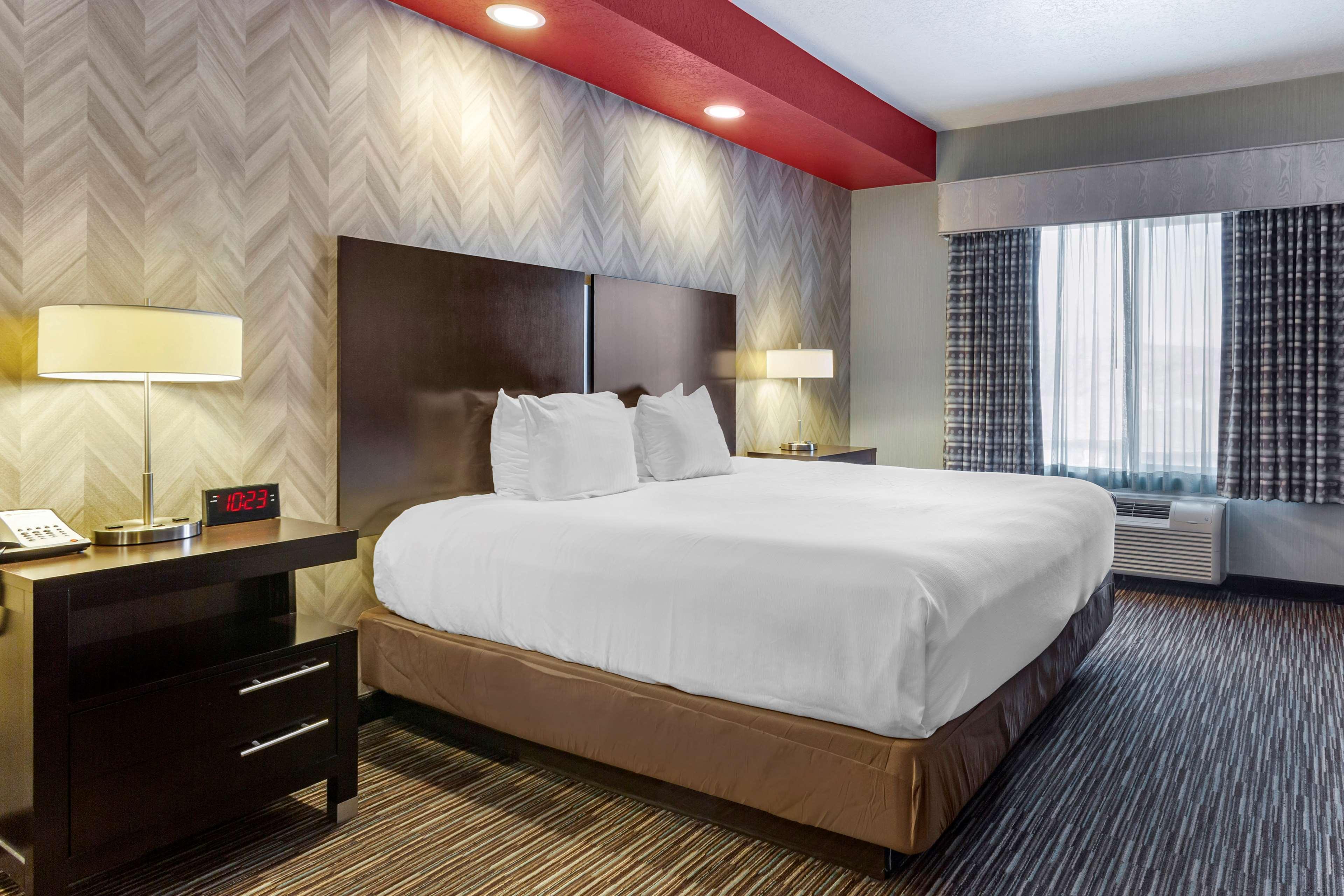 Best Western Plus Gallup Inn & Suites מראה חיצוני תמונה