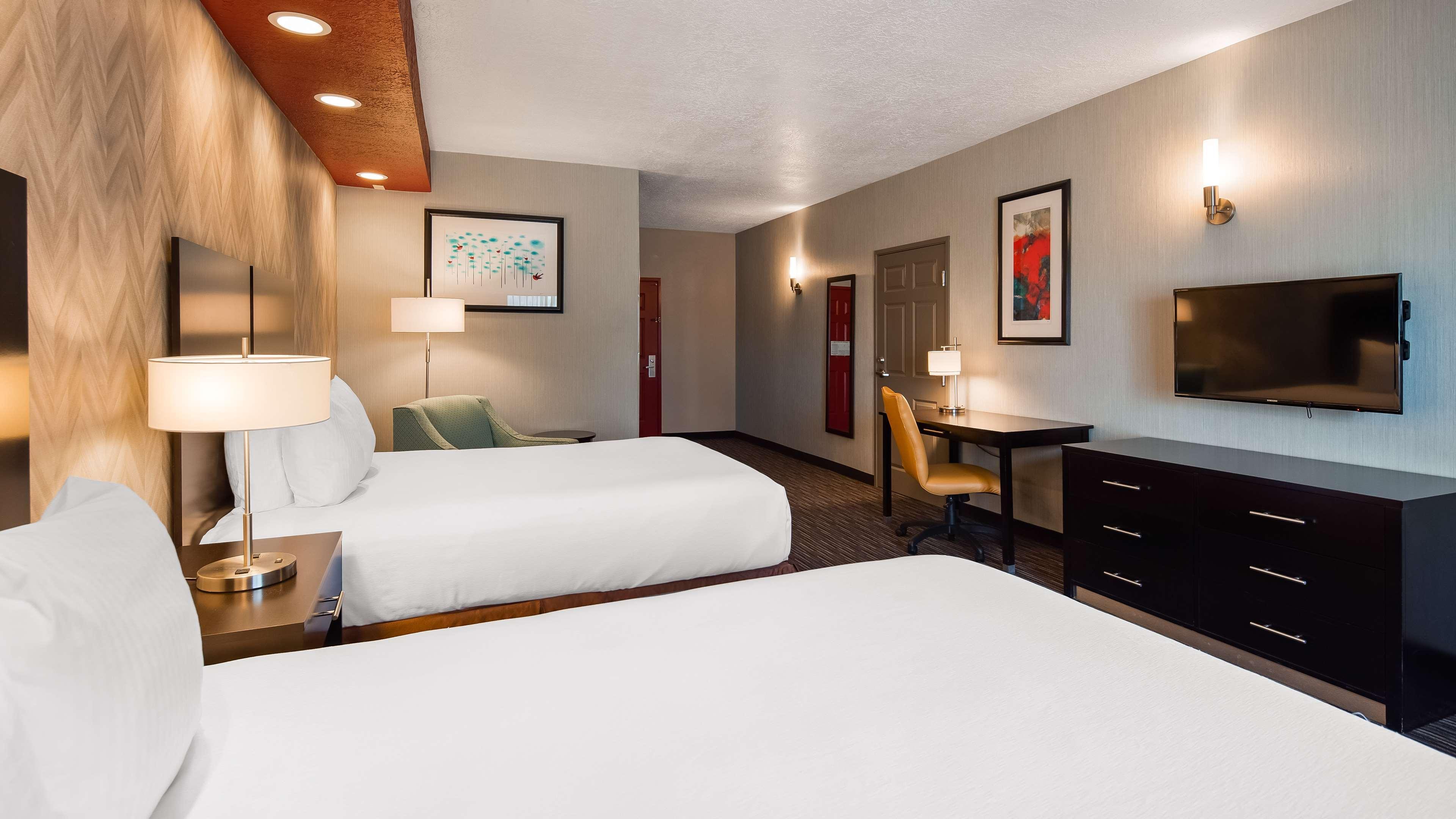 Best Western Plus Gallup Inn & Suites מראה חיצוני תמונה