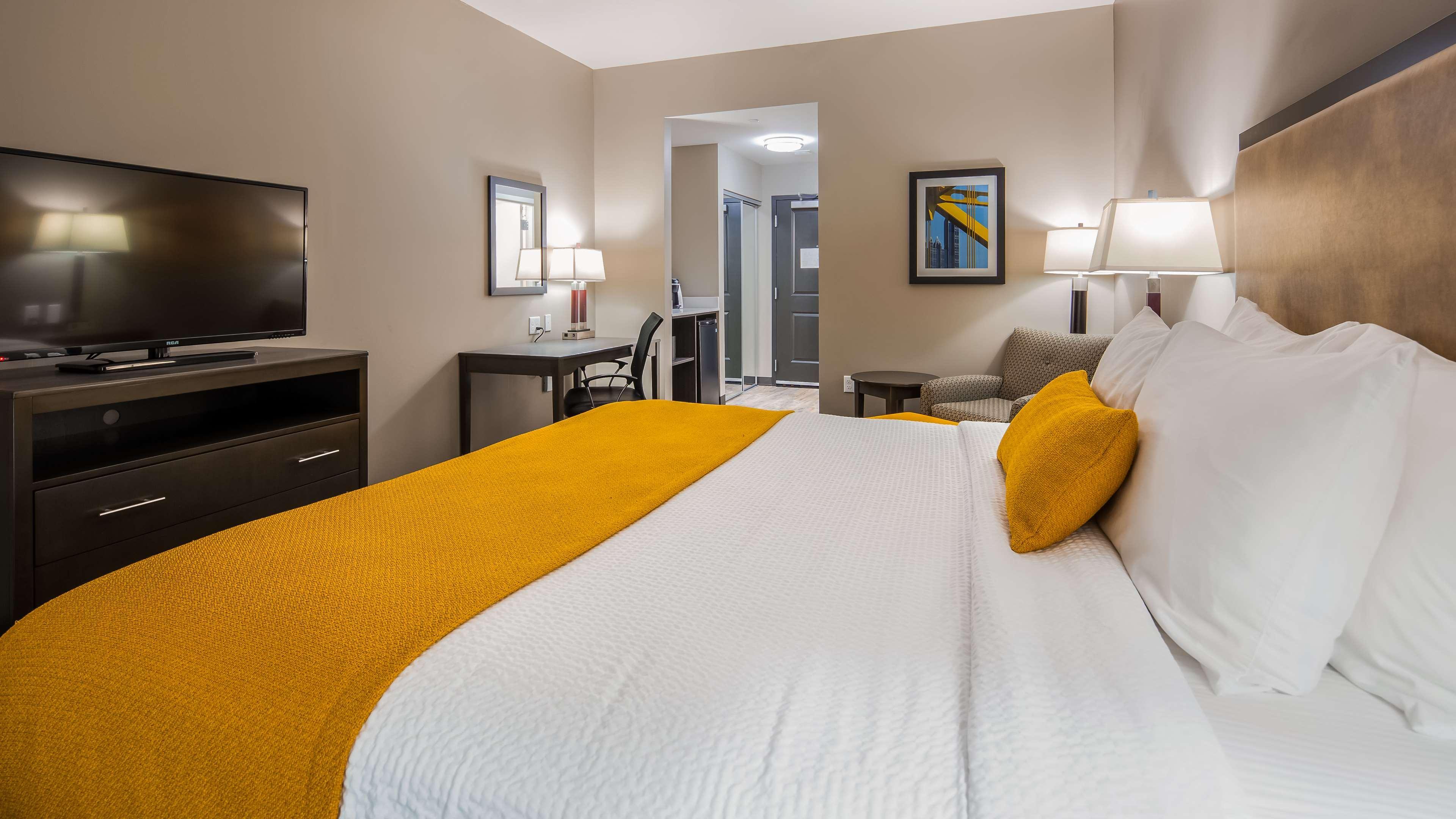 Best Western Plus Gallup Inn & Suites מראה חיצוני תמונה