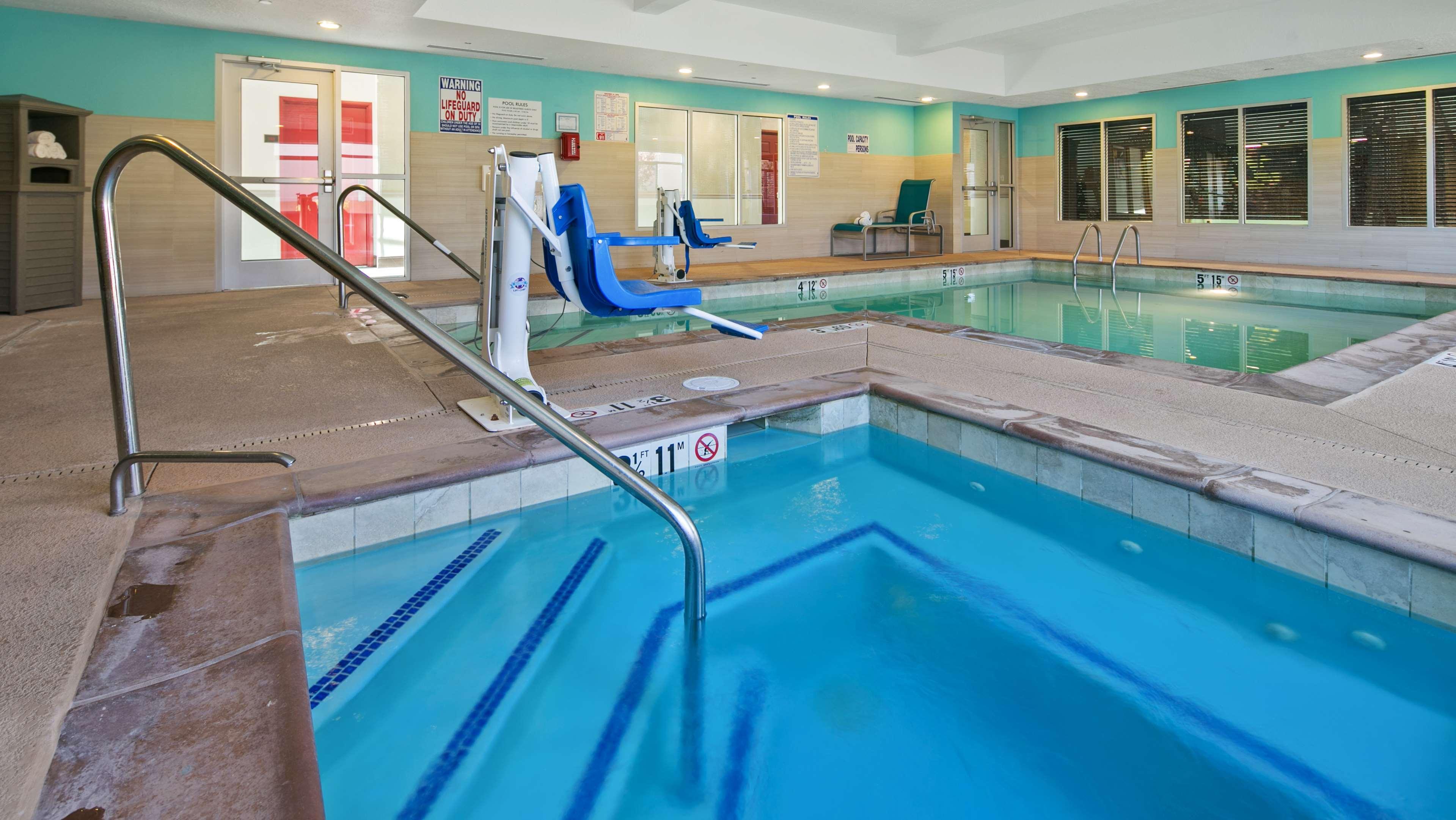 Best Western Plus Gallup Inn & Suites מראה חיצוני תמונה
