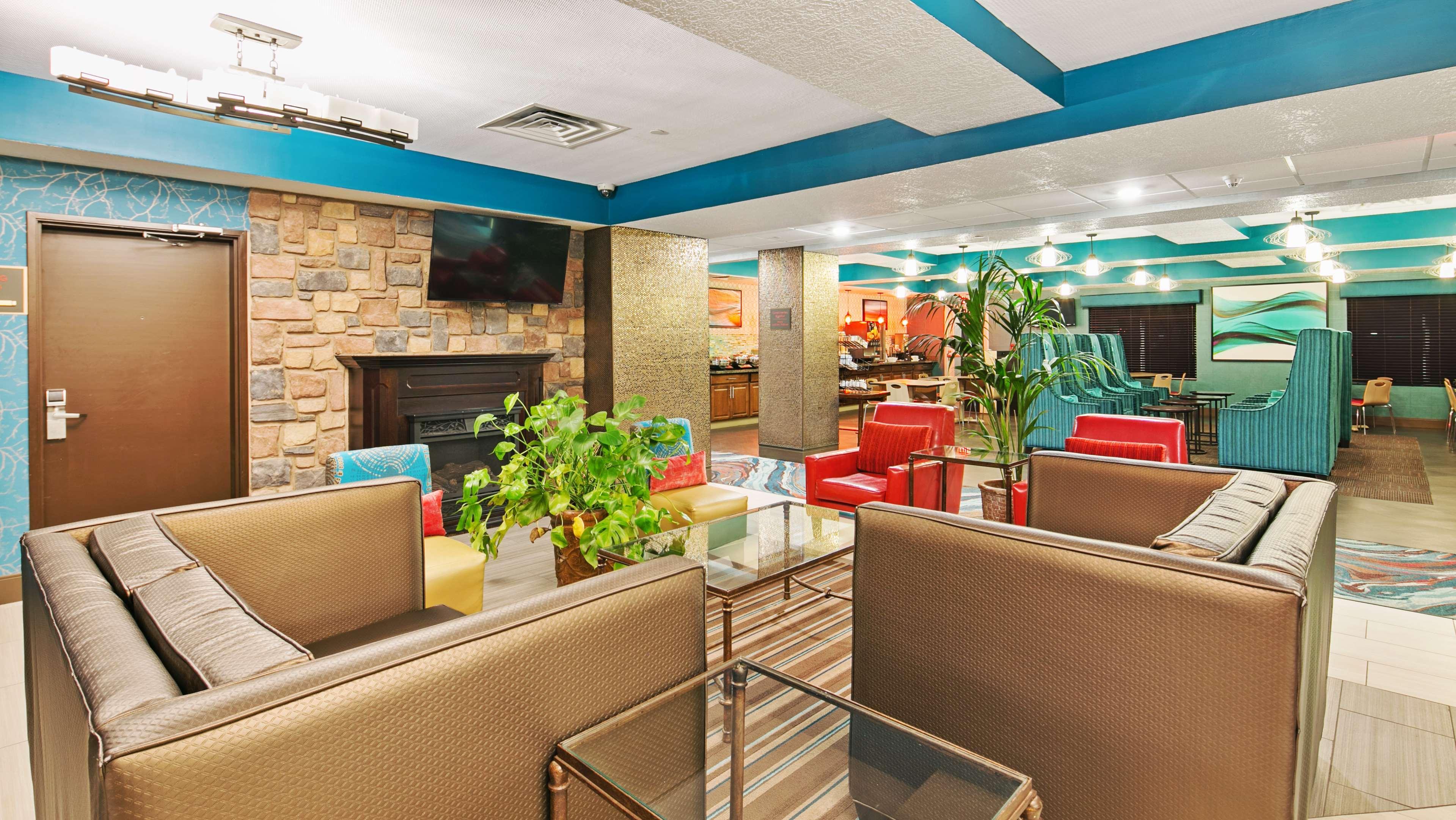 Best Western Plus Gallup Inn & Suites מראה חיצוני תמונה