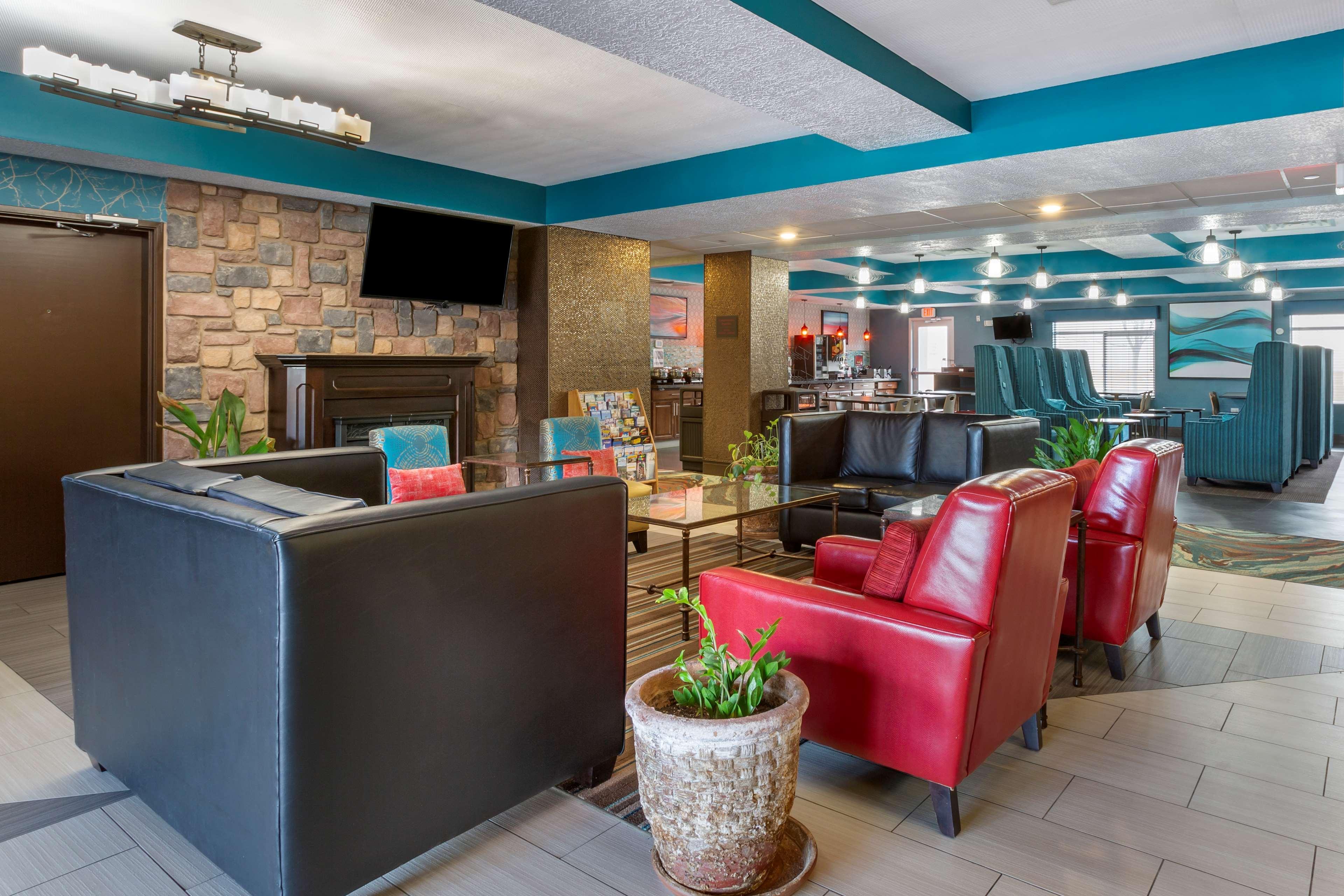 Best Western Plus Gallup Inn & Suites מראה חיצוני תמונה