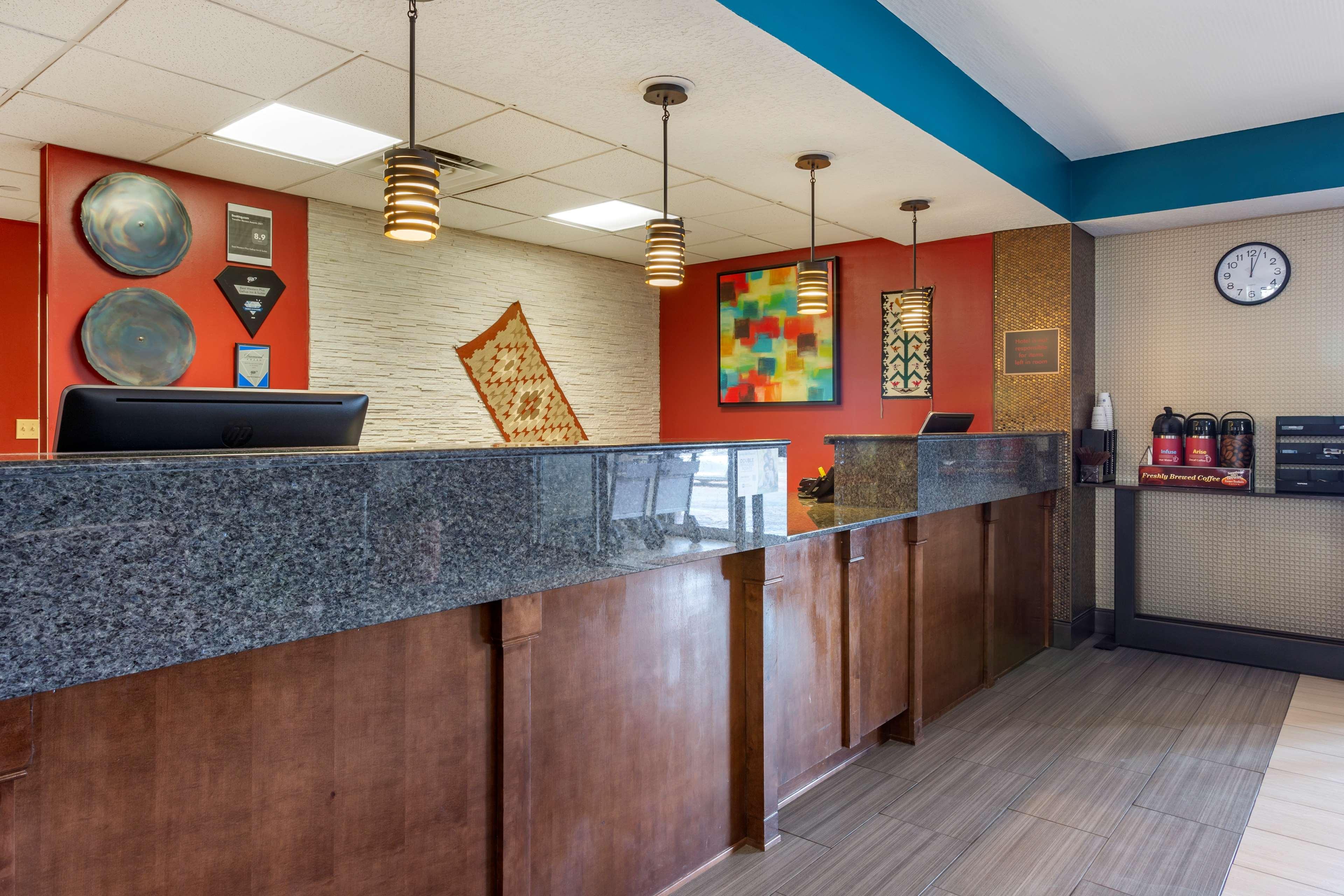 Best Western Plus Gallup Inn & Suites מראה חיצוני תמונה