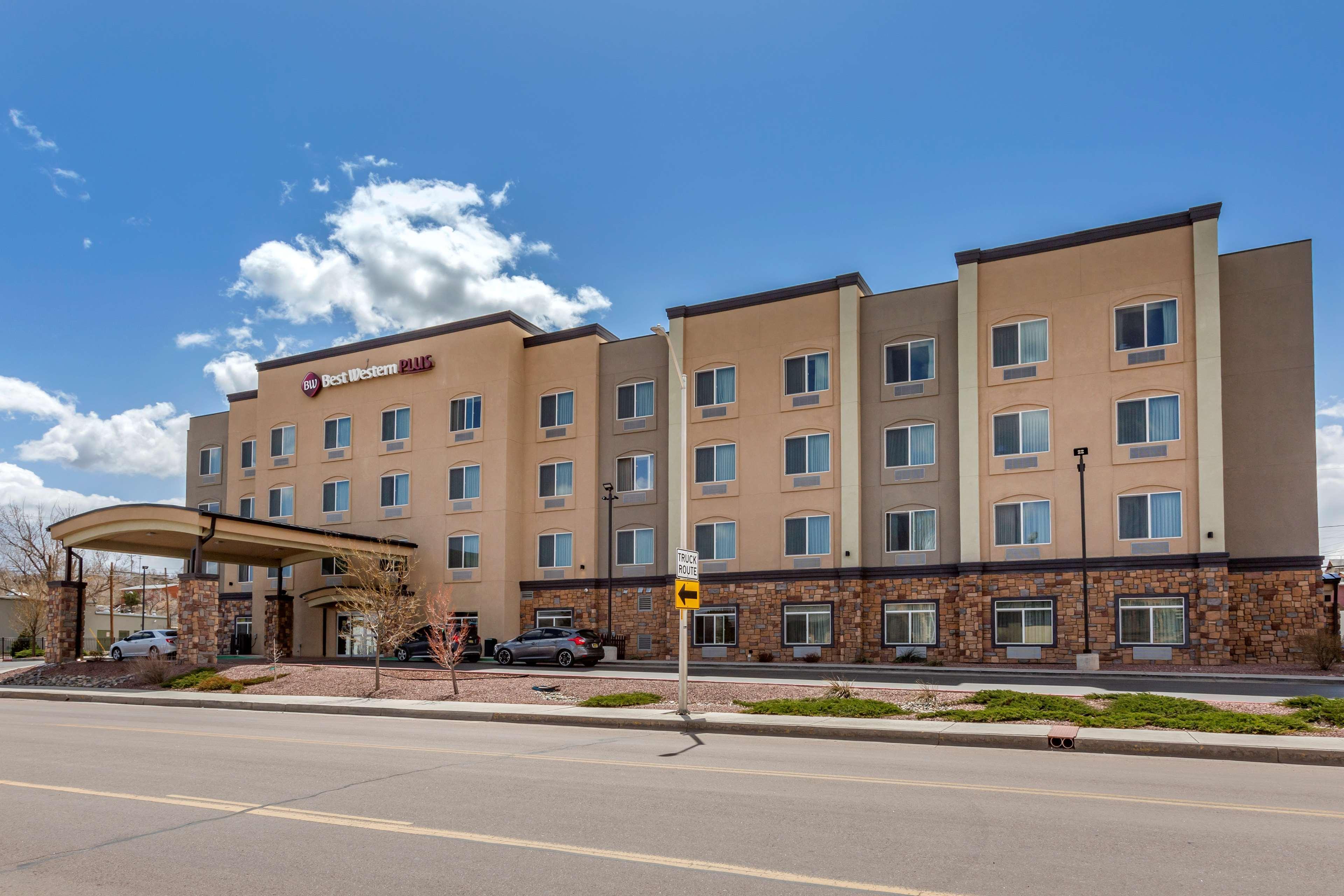 Best Western Plus Gallup Inn & Suites מראה חיצוני תמונה